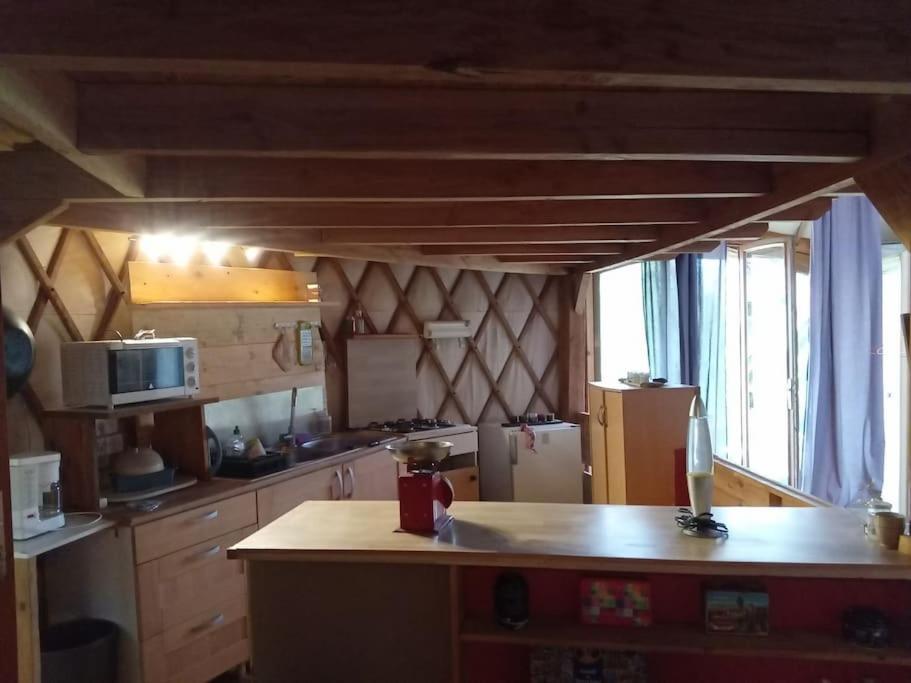 Charmante Yourte Contemporaine Carmaux Екстериор снимка